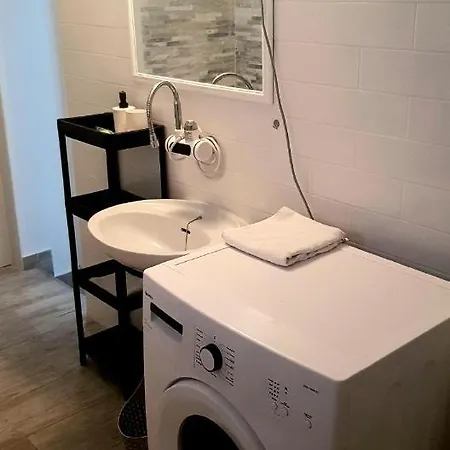 Babaloo Apartment *