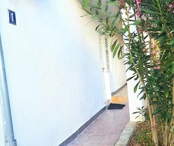 Babaloo * Gornji Karin