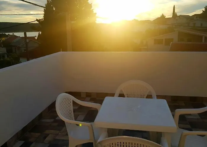 Babaloo 고르니 카린